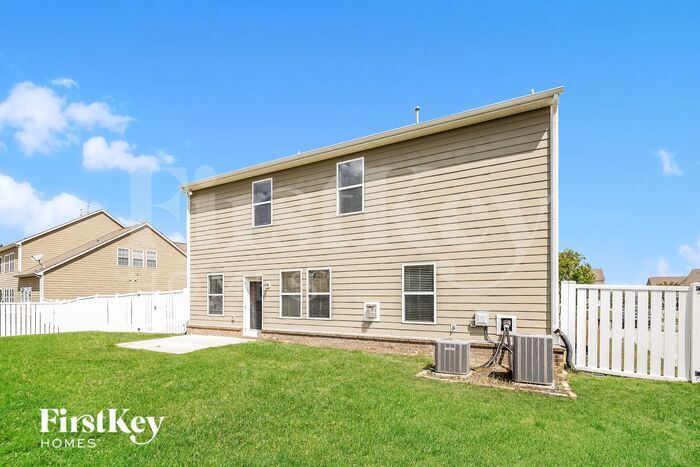 Building Photo - 2019 Blue Range Rd