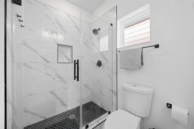 Building Photo - 5702 Breland St