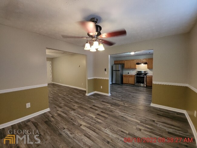 Building Photo - 10981 Big Sky Dr