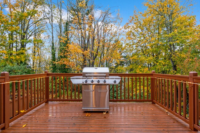 Building Photo - 22202 68th Pl West