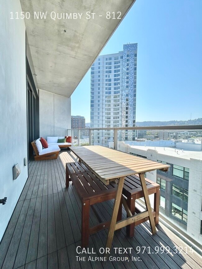 Building Photo - 1150 NW Quimby St