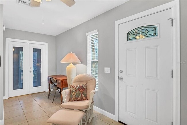 Building Photo - 2703 Forest Knoll Dr