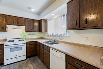 Building Photo - PPL 9716 Comanche - Building 1