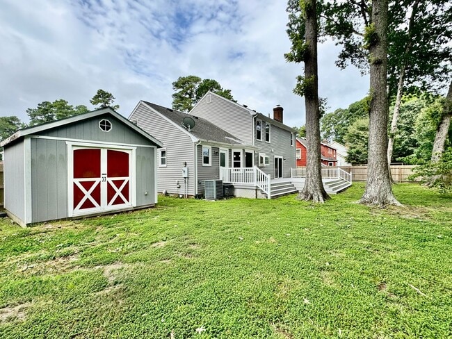 Building Photo - Ready NOW! A Spacious Home in Beautiful Pi...
