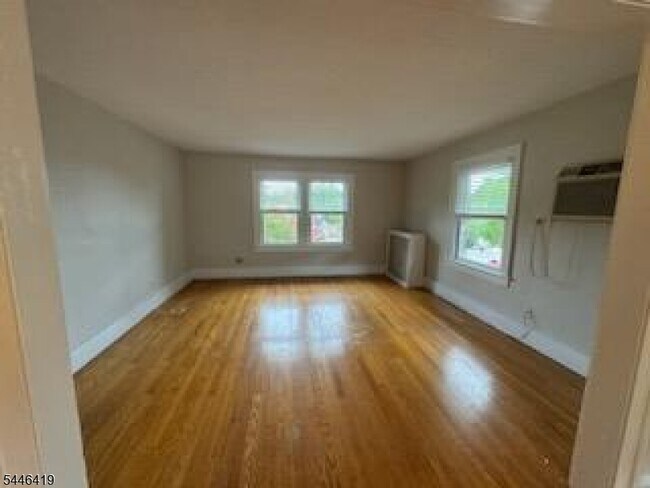 Building Photo - 773 Bloomfield Ave