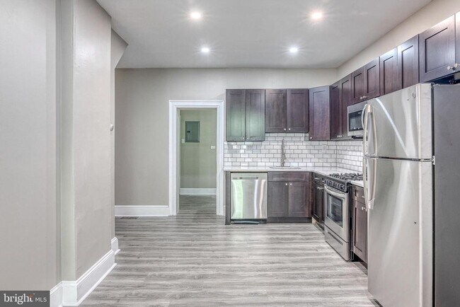 Building Photo - 4834 Olive St
