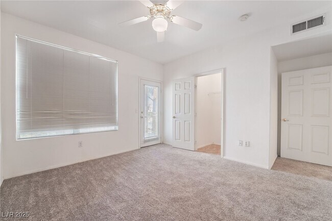 Building Photo - 8555 W Russell Rd