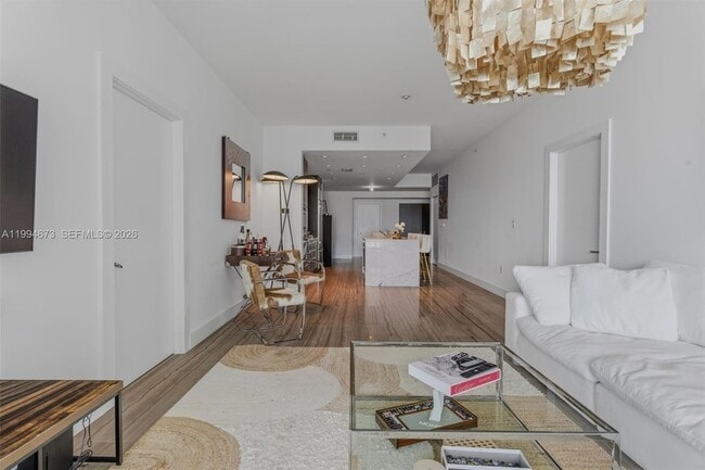 Building Photo - 900 Biscayne Blvd