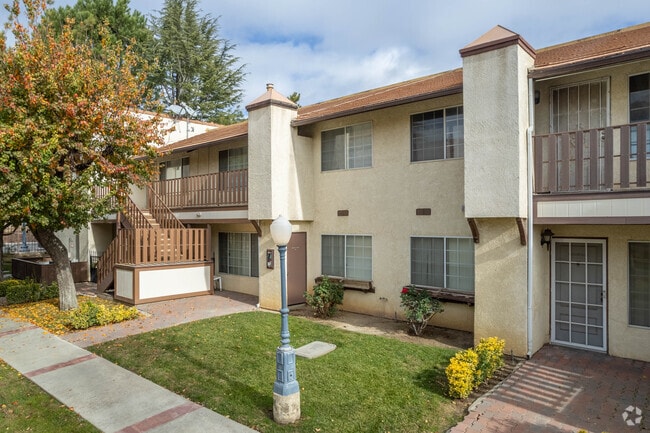 Building Photo - Little Europe