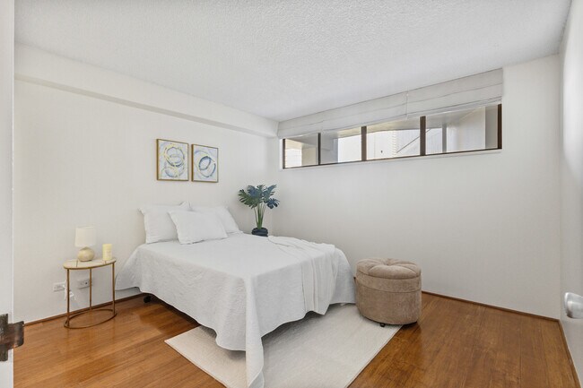 Building Photo - 1860 Ala Moana Blvd