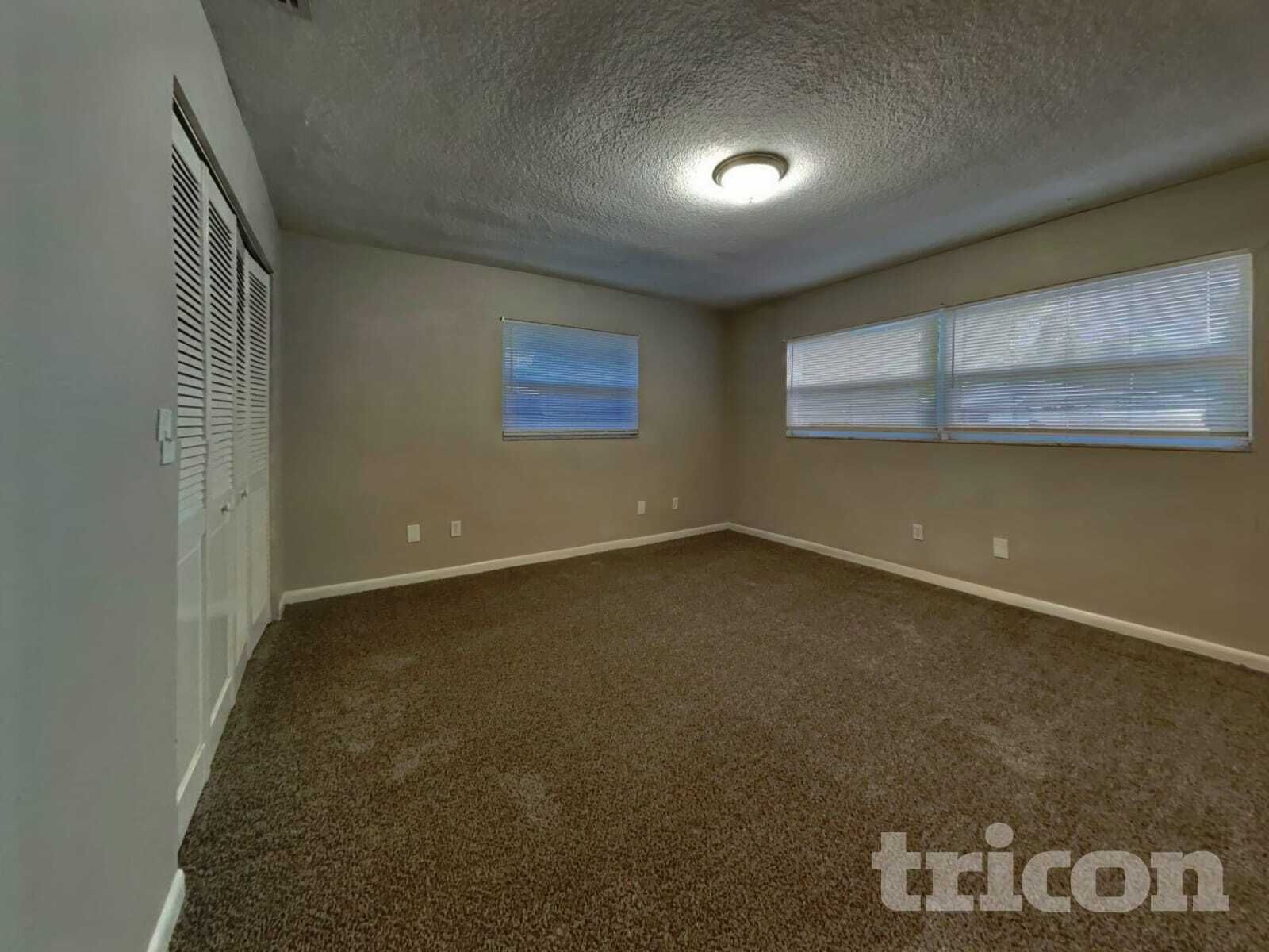 Building Photo - 6953 41st Terrace N