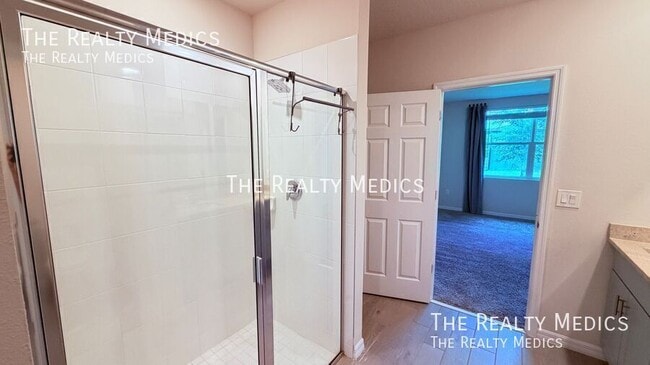 Building Photo - 702 Alta Vista Ct