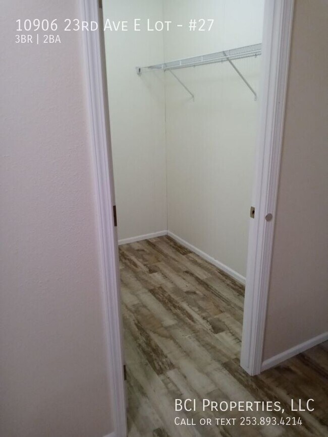 Building Photo - 10906 23rd Ave E