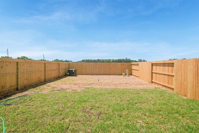 Building Photo - 703 Majestic Eagle Ct