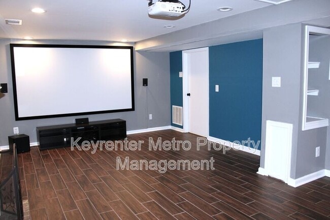 Building Photo - 9201 Fort Foote Rd