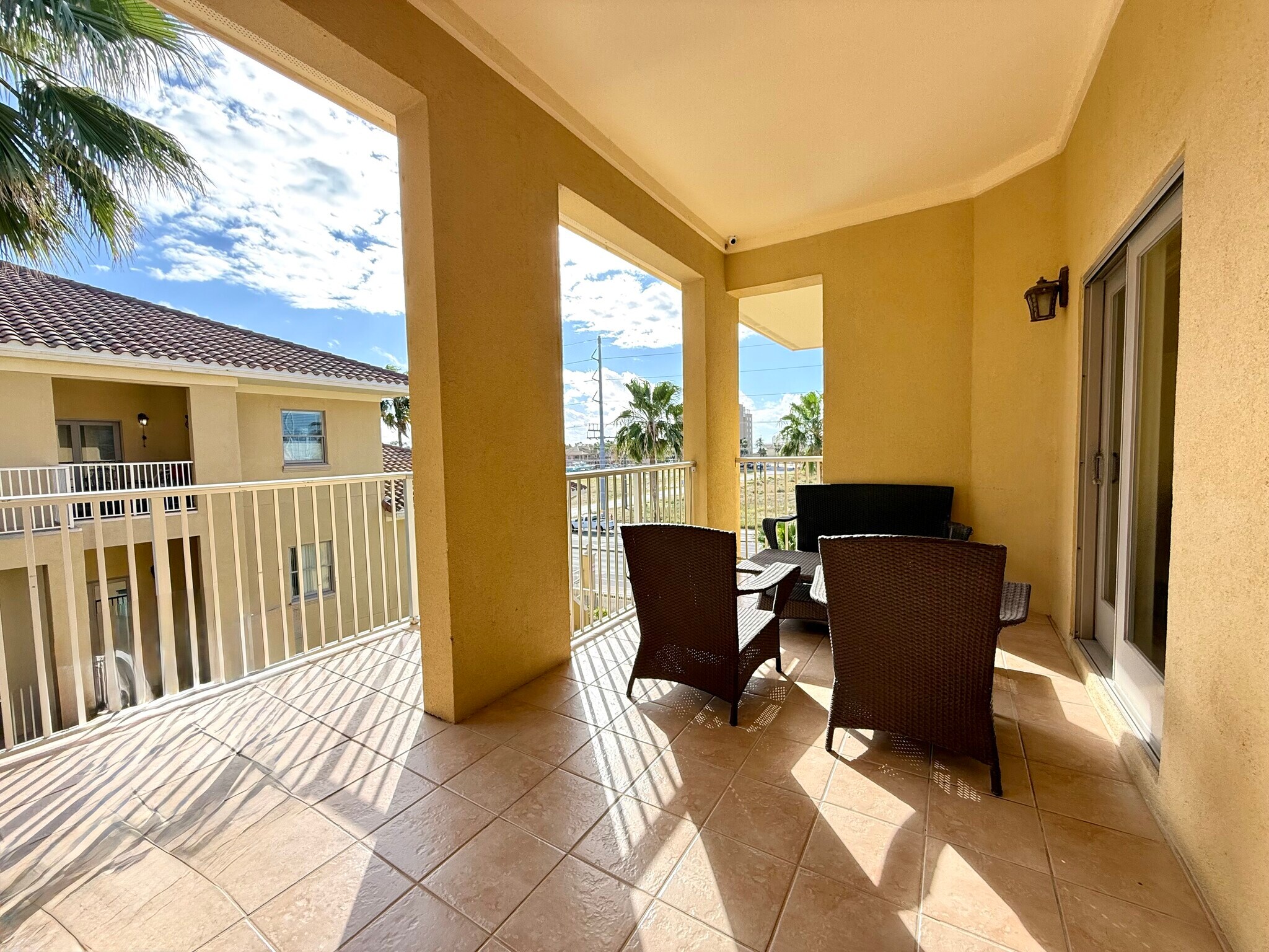 Building Photo - 6410 Padre Blvd