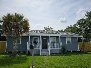 Building Photo - 600 Westwego Ave