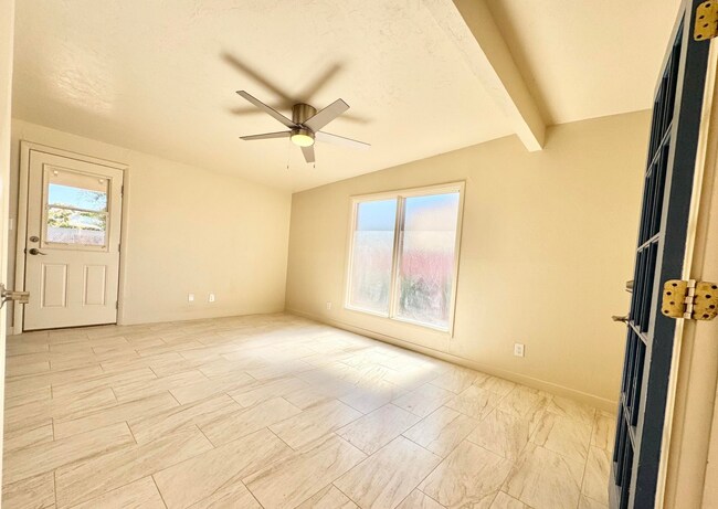 Building Photo - 4BR/2BA/2CP, 1698 sq.ft. rental in Sierra ...