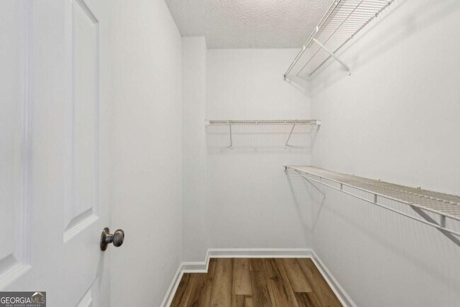 Building Photo - 300 Carrington Way