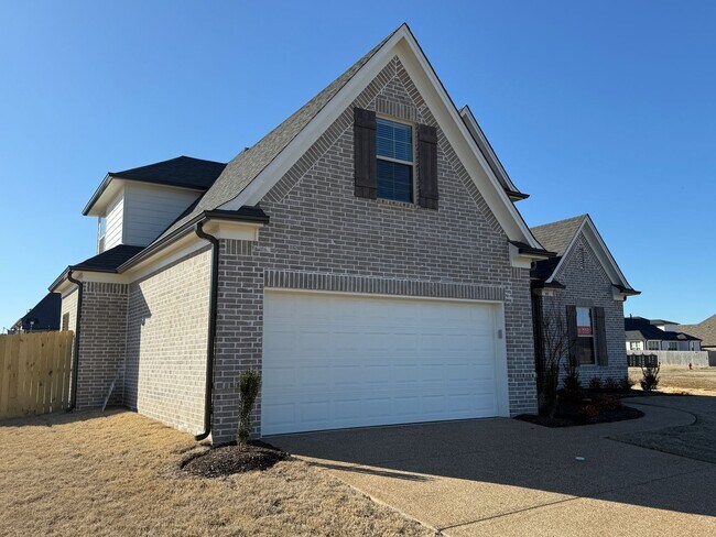 Building Photo - 140 Misty Meadows Dr