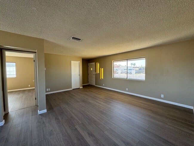 Building Photo - Single Family Home in Bullhead City, AZ!