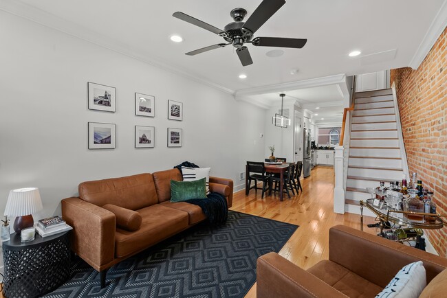 Building Photo - 531 E Fort Ave