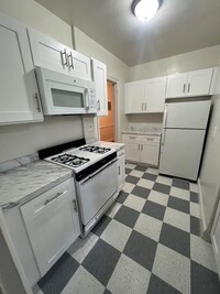 Building Photo - 309 Hayward Ave