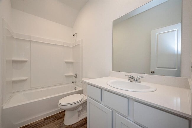 Building Photo - 5119 Whispering River Dr