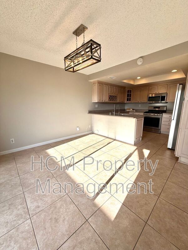Building Photo - 20975 Eagles Glen