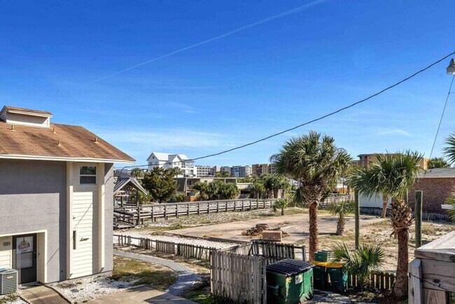 Building Photo - 317 Bream Ave