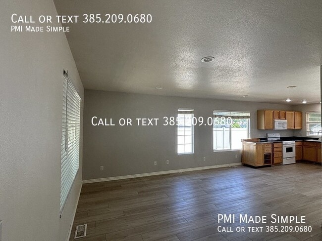 Building Photo - 291 W 1430 N