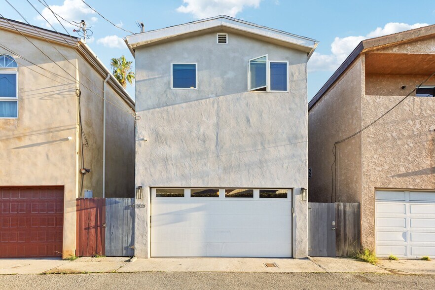 Building Photo - 665 Washington Blvd