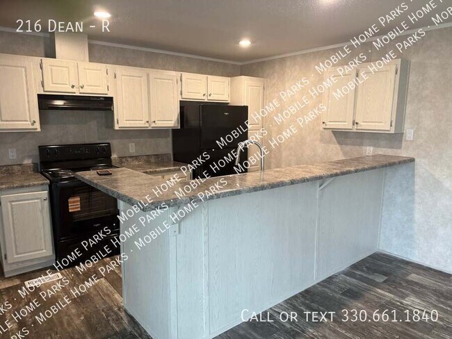 Building Photo - 216 Dean-R