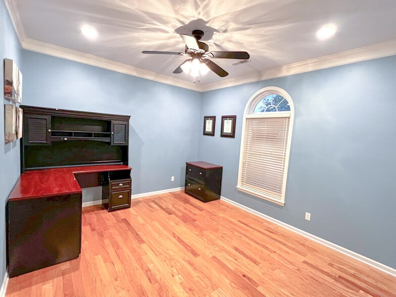 Formal dining room - 4001 W Baywood Dr