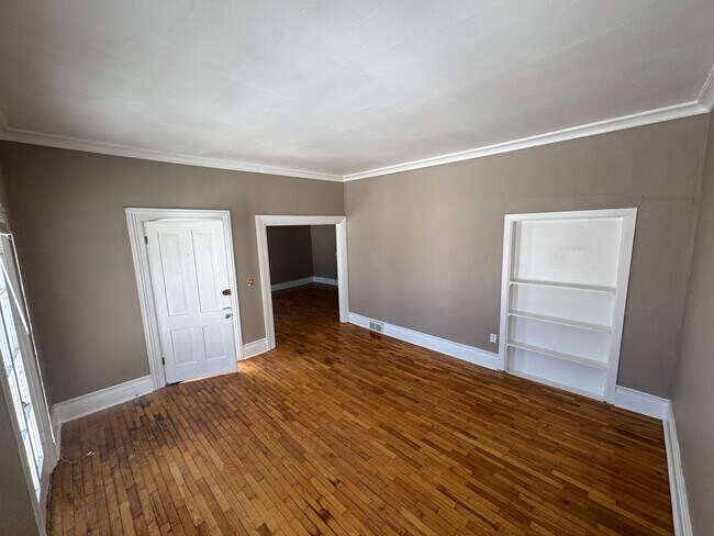 Building Photo - 1115 N Capitol Ave