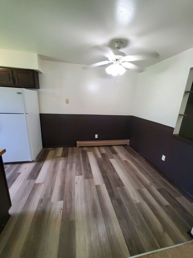 Interior Photo - 10500 W Fond Du Lac Ave. (12 Unit)
