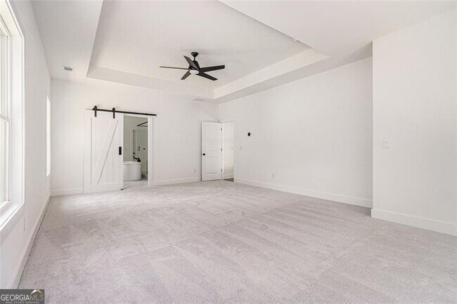 Building Photo - 7043 Foundry Dr