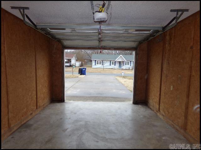 Building Photo - 21 Matthews Ln