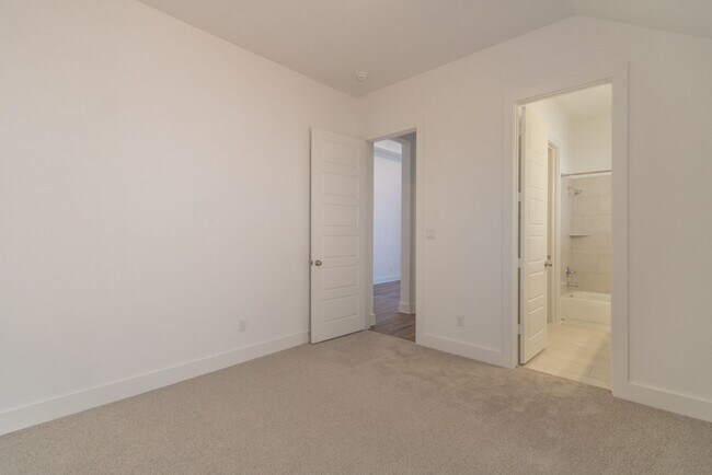Building Photo - 1408 Plum Tree Way
