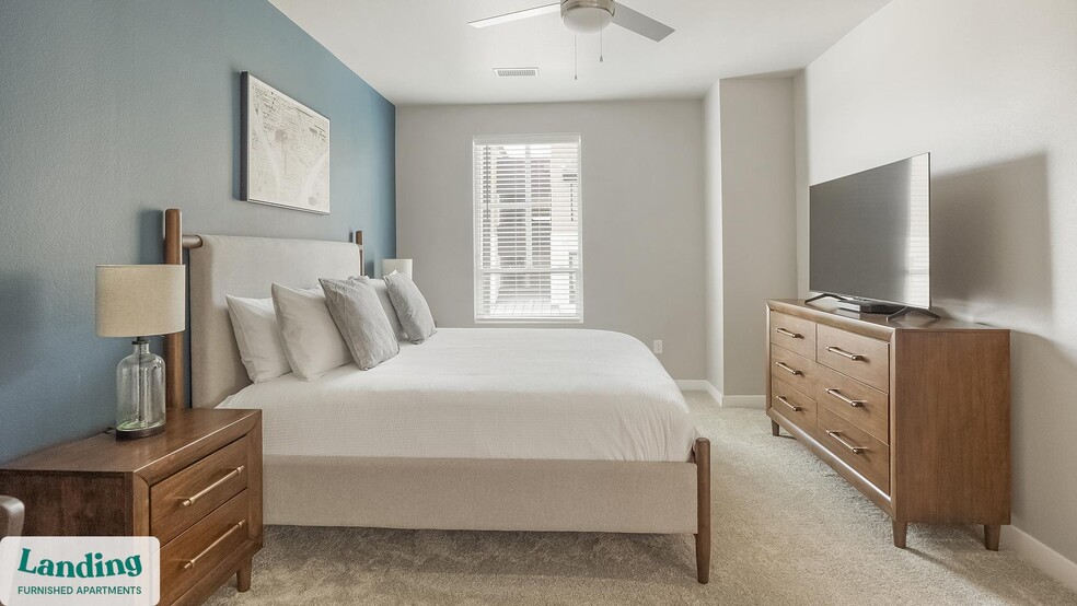 Building Photo - 2445 Estrella Pkwy