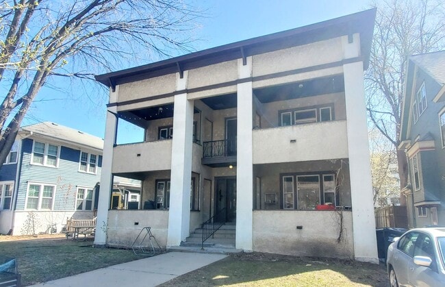 Primary Photo - 2 Bedroom Apartment in Prospect Park