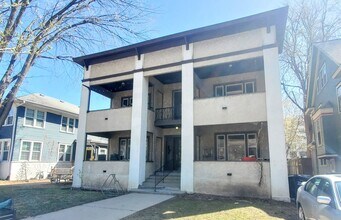 Building Photo - 2 Bedroom Apartment in Prospect Park - Available September 1st!