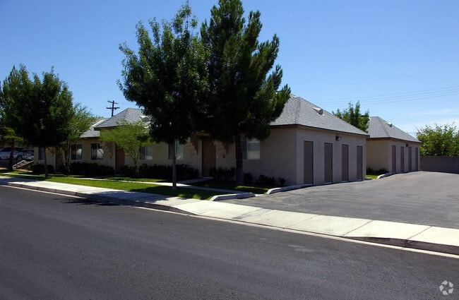 Primary Photo - Boulder Dam Apartments