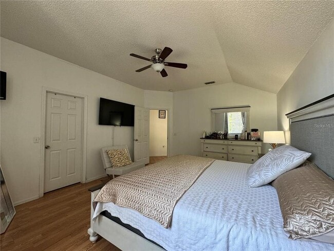 Building Photo - 2112 Jessa Dr