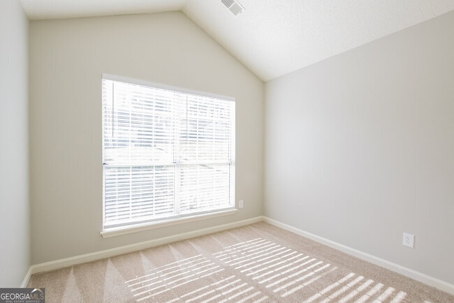 Building Photo - 2158 Denson Ln S W