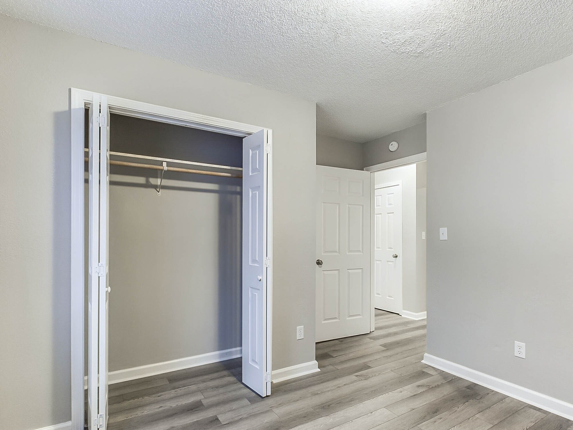 Building Photo - 754 Old Stage Rd