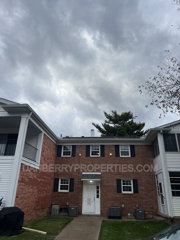 Building Photo - 4126 Newcastle Dr