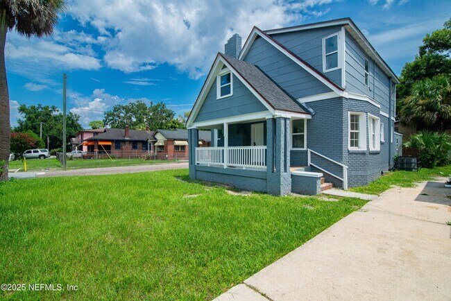 Building Photo - 3839 Springfield Blvd