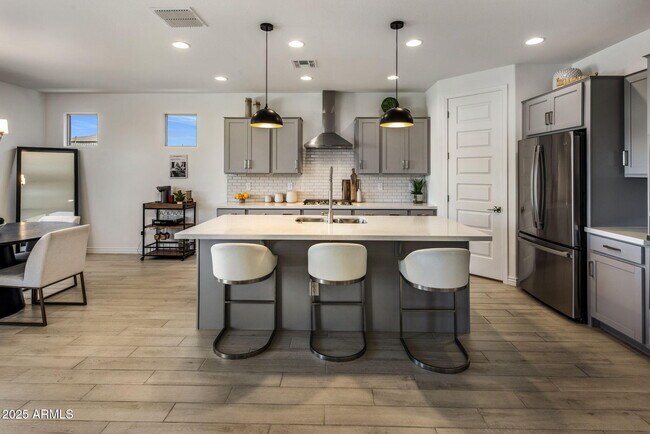 Building Photo - 8958 W Orange Dr