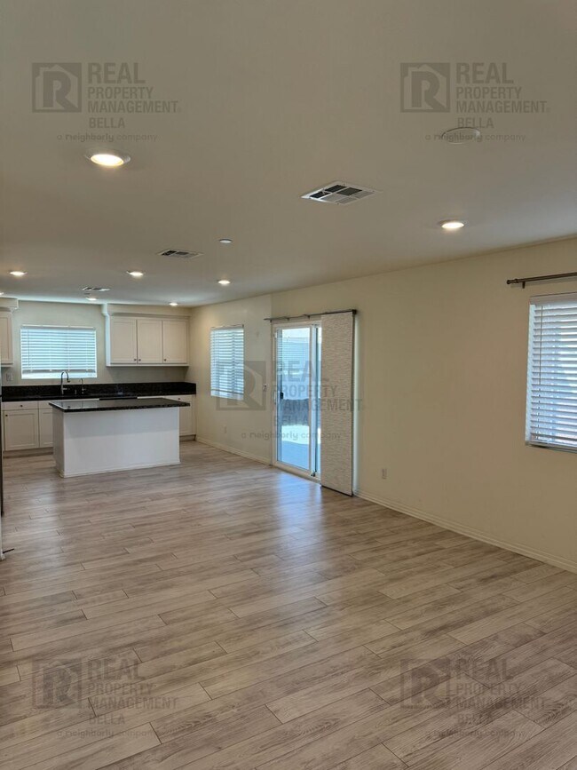 Building Photo - Spacious Corner Lot Home in Desirable Winchester Community – 4 bed + Large Backyard+ Solar!